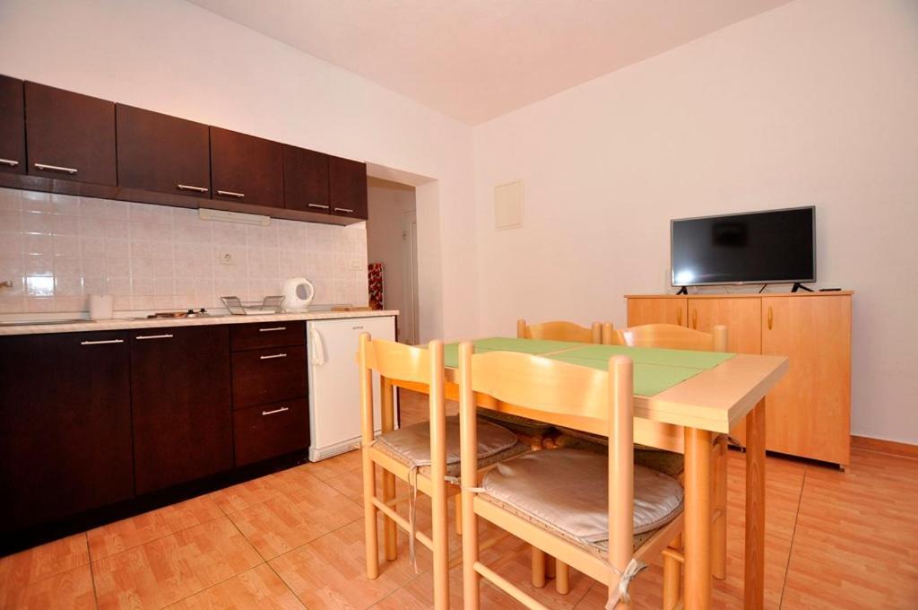 Apartmani Martinovka Drasnice Bagian luar foto