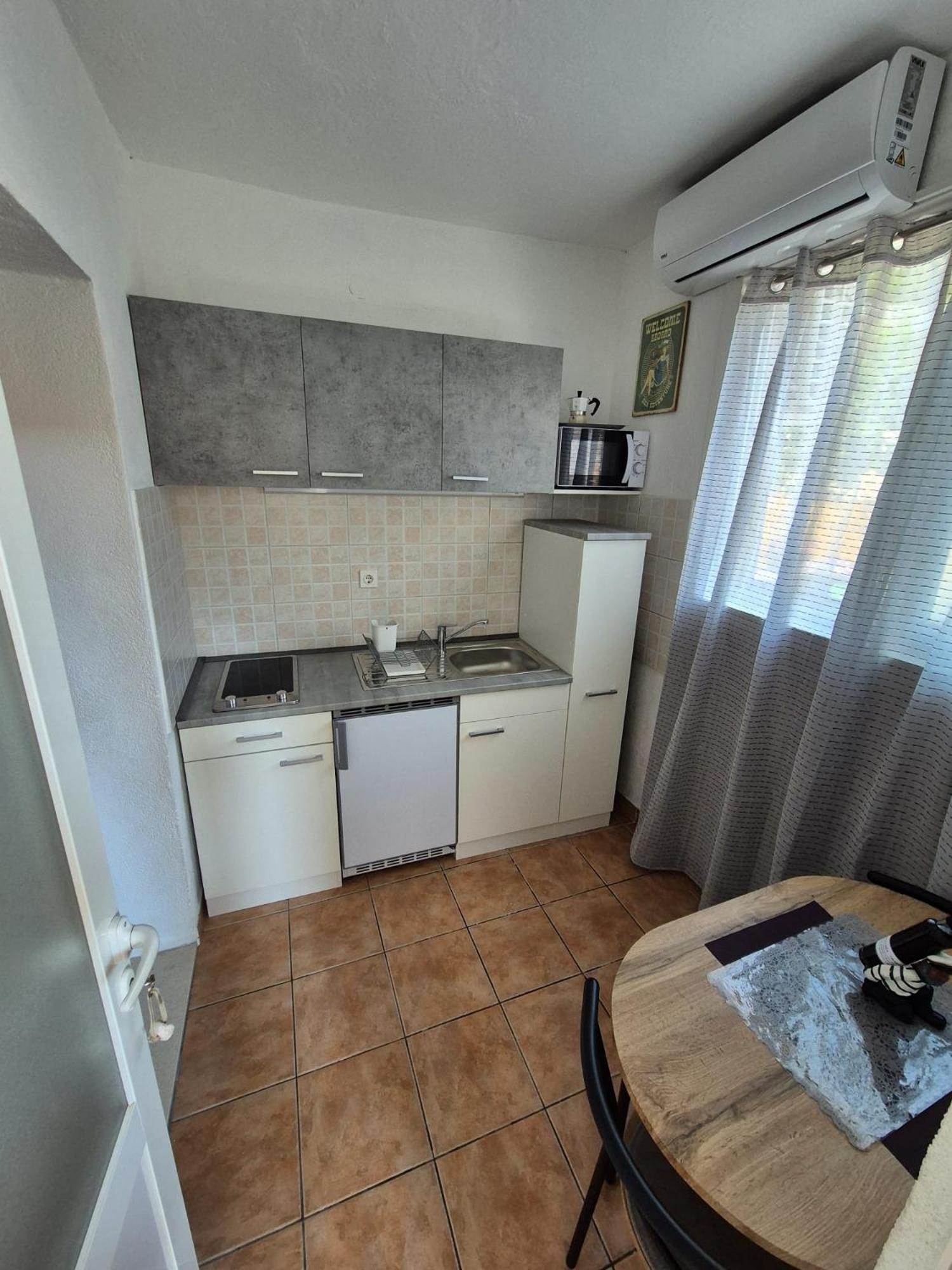 Apartmani Martinovka Drasnice Bagian luar foto